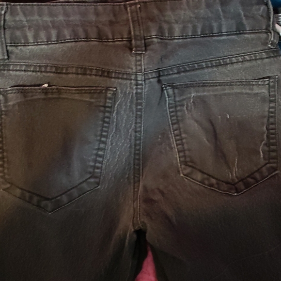 Jeans - Picture 2 of 3